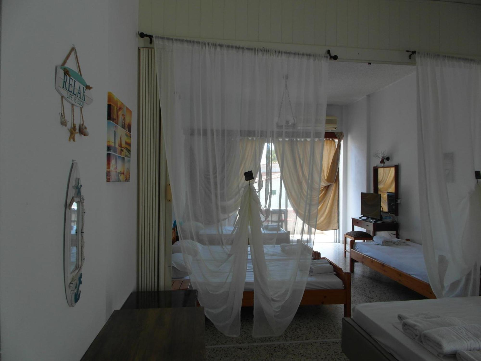 Eri Studios Ajía Marína Szoba fotó