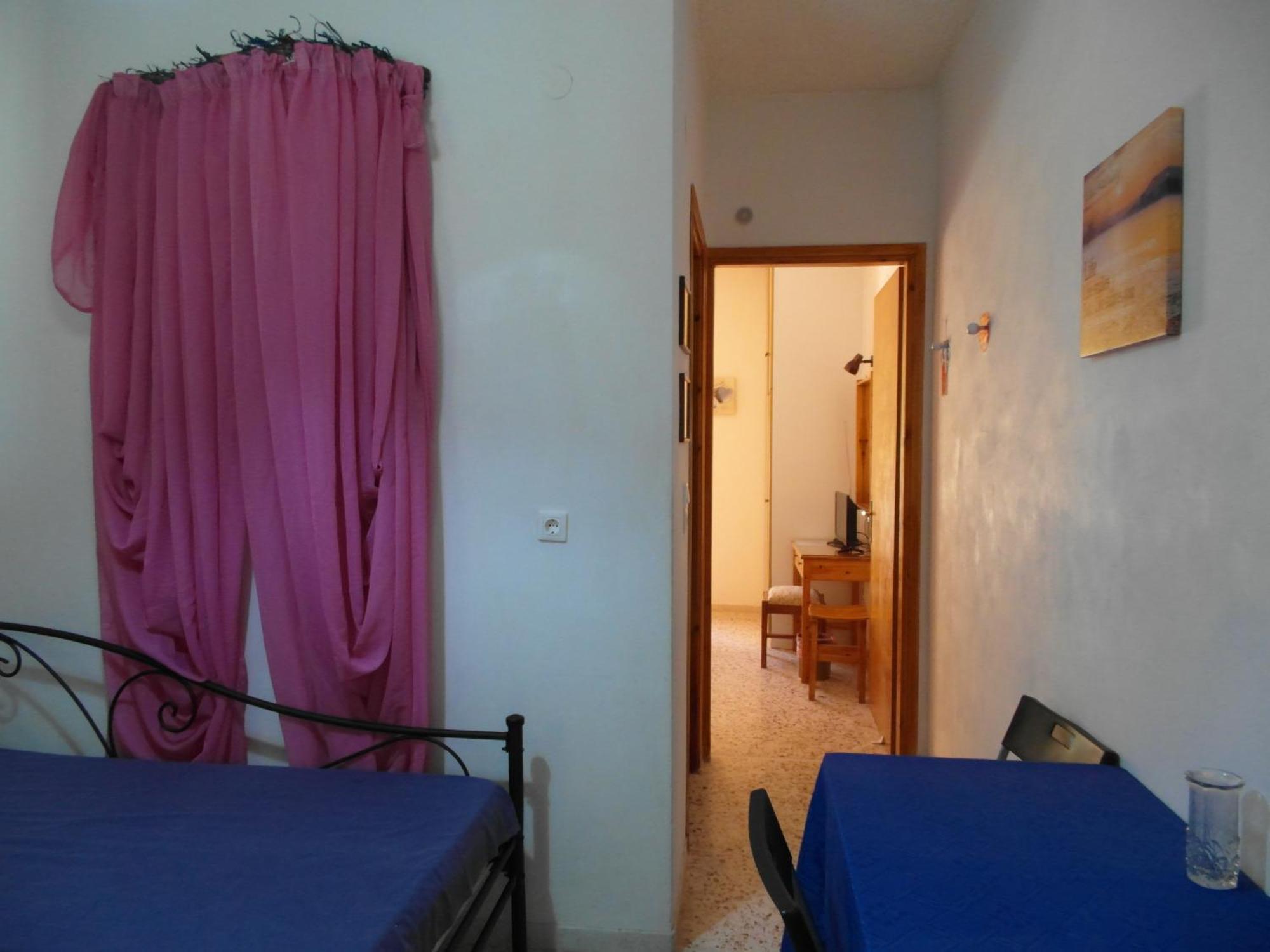 Eri Studios Ajía Marína Szoba fotó